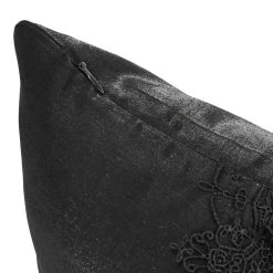 DEVIL FASHION Coussin Gothique 'Cross-Shaped' Noir Et Rouge -ALCHEMY GOTHIC shop coussin gothique cross shaped noir et rouge 6