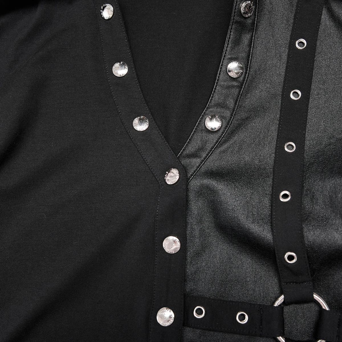 PUNK RAVE Crop Top 'Lamia' Noir 11 PUNK RAVE Crop Top 'Lamia' Noir – Image 9