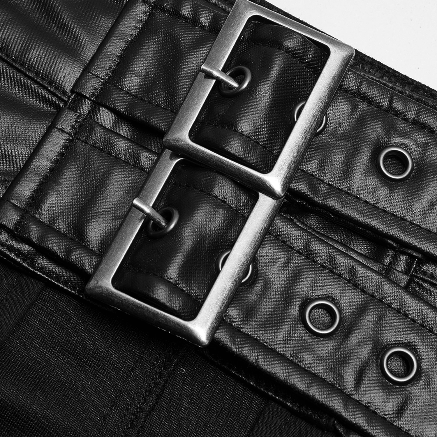 PUNK RAVE Mi-Jupe Kilt Pour Hommes 'Assassin's Creed' Noire 14 PUNK RAVE Mi-Jupe Kilt Pour Hommes 'Assassin's Creed' Noire – Image 12