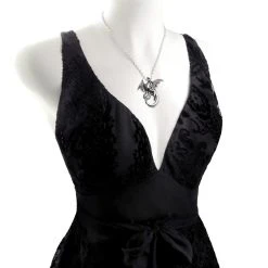 ALCHEMY GOTHIC Pendentif 'The Whitby Wyrm' 7 ALCHEMY GOTHIC Pendentif 'The Whitby Wyrm' -ALCHEMY GOTHIC shop pendentif the whitby wyrm 1 2