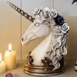 The Vault By Alchemy Statuette Présentoir à Bijoux 'Unicorn' 17 The Vault By Alchemy Statuette Présentoir à Bijoux 'Unicorn' -ALCHEMY GOTHIC shop statuette presentoir a bijoux unicorn 1 6